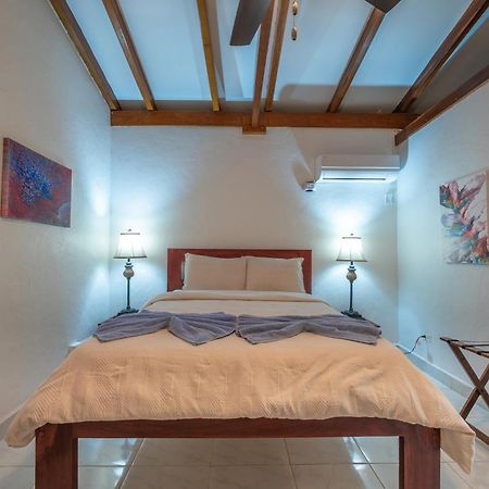Parrot Cove Lodge Hopkins Luaran gambar